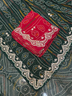 👑 Rajwadi Bandhej Saree with Gotapatti Detailing👑