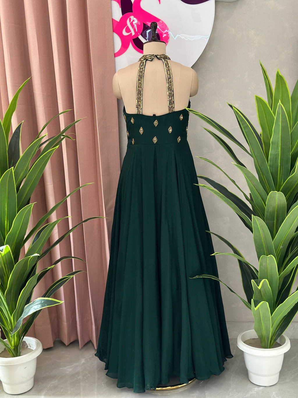 Premium Flowy Halter Neck Gown With Embellished Waist Detail
