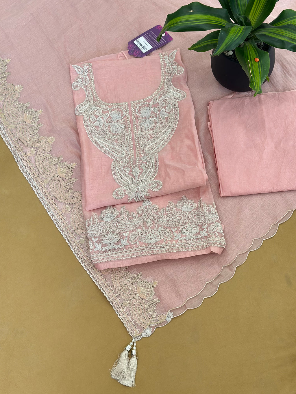 Royal Aari Elegance Unstitched Set