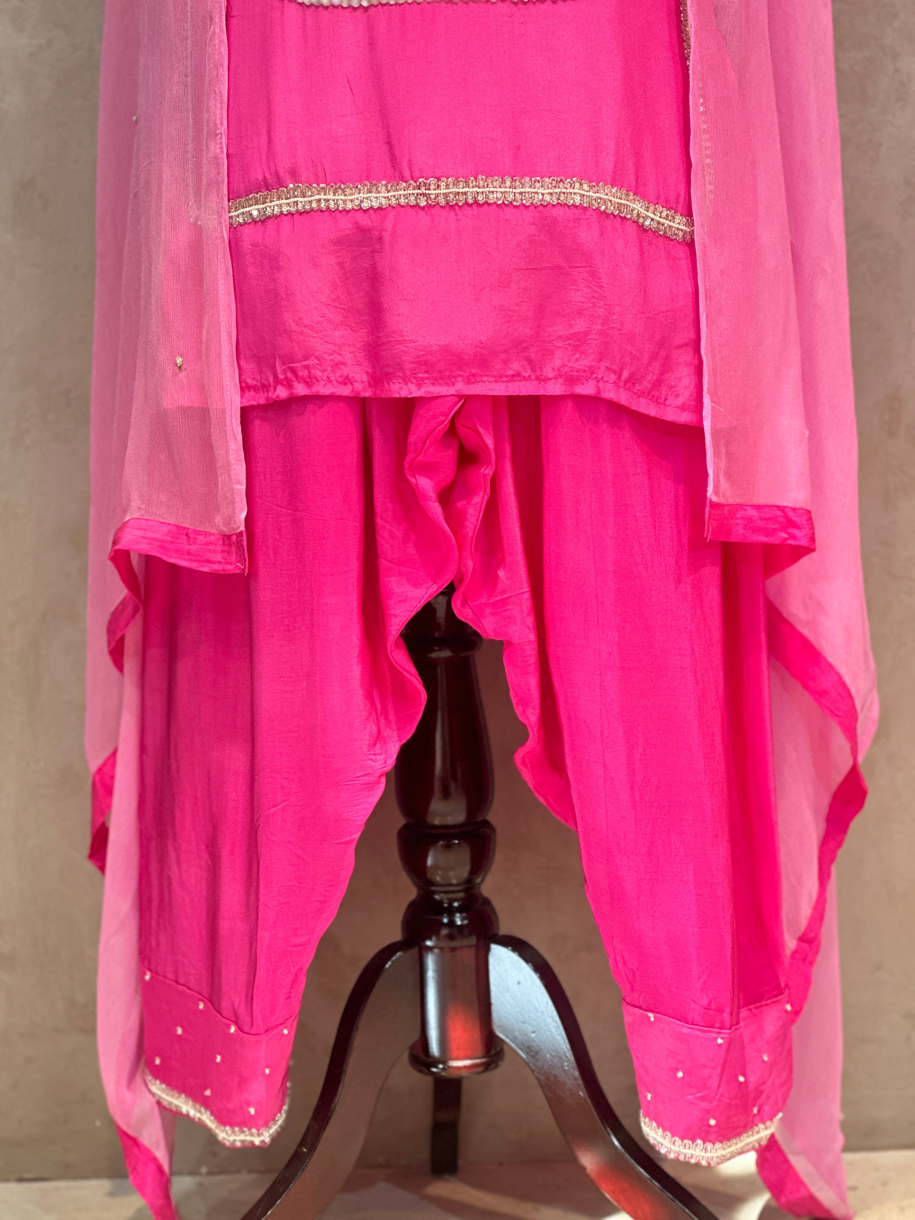 BEAUTIFUL HANDWORK SUIT SET