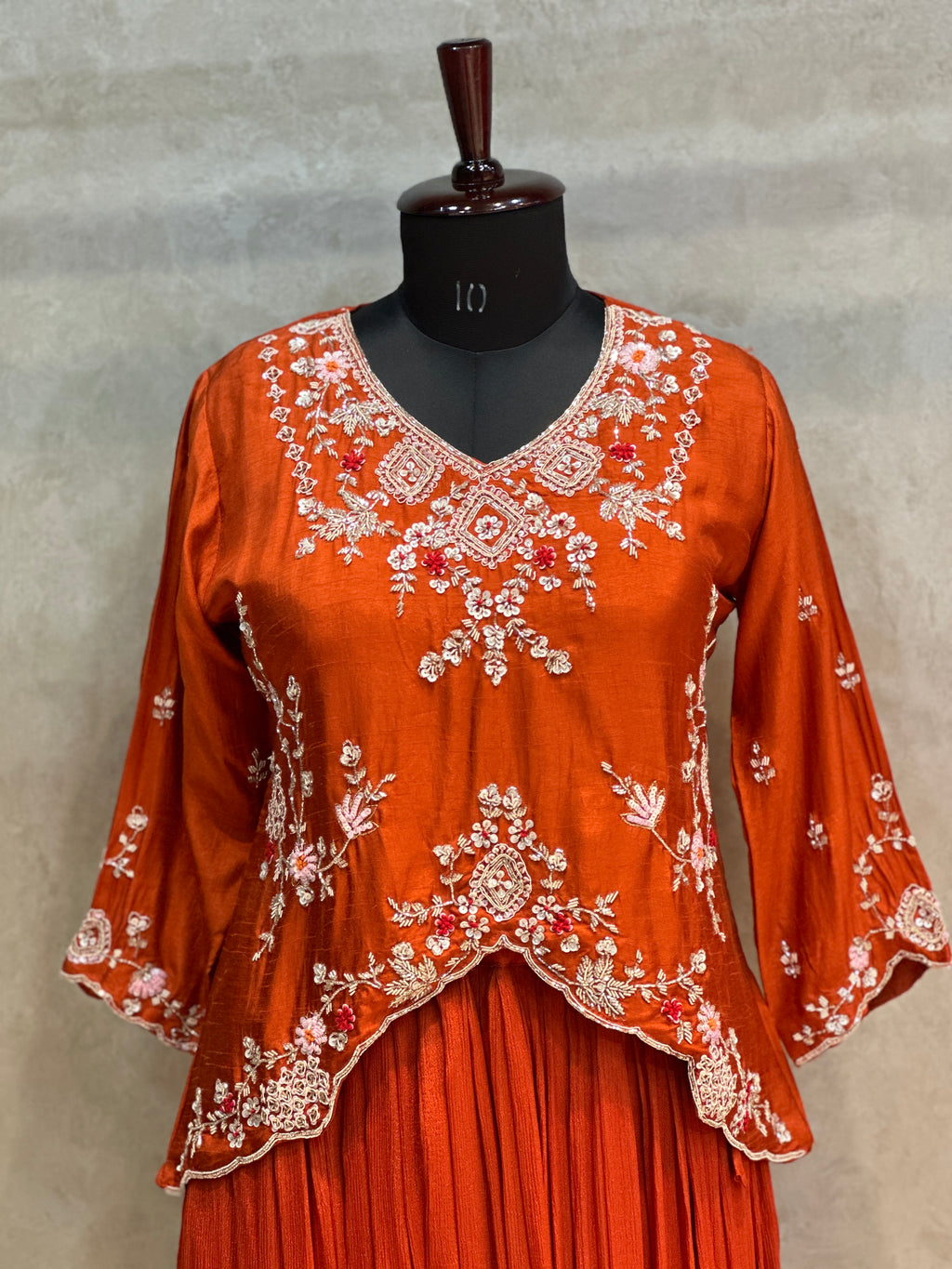 BEAUTIFUL HANDWORK SKIRT SET