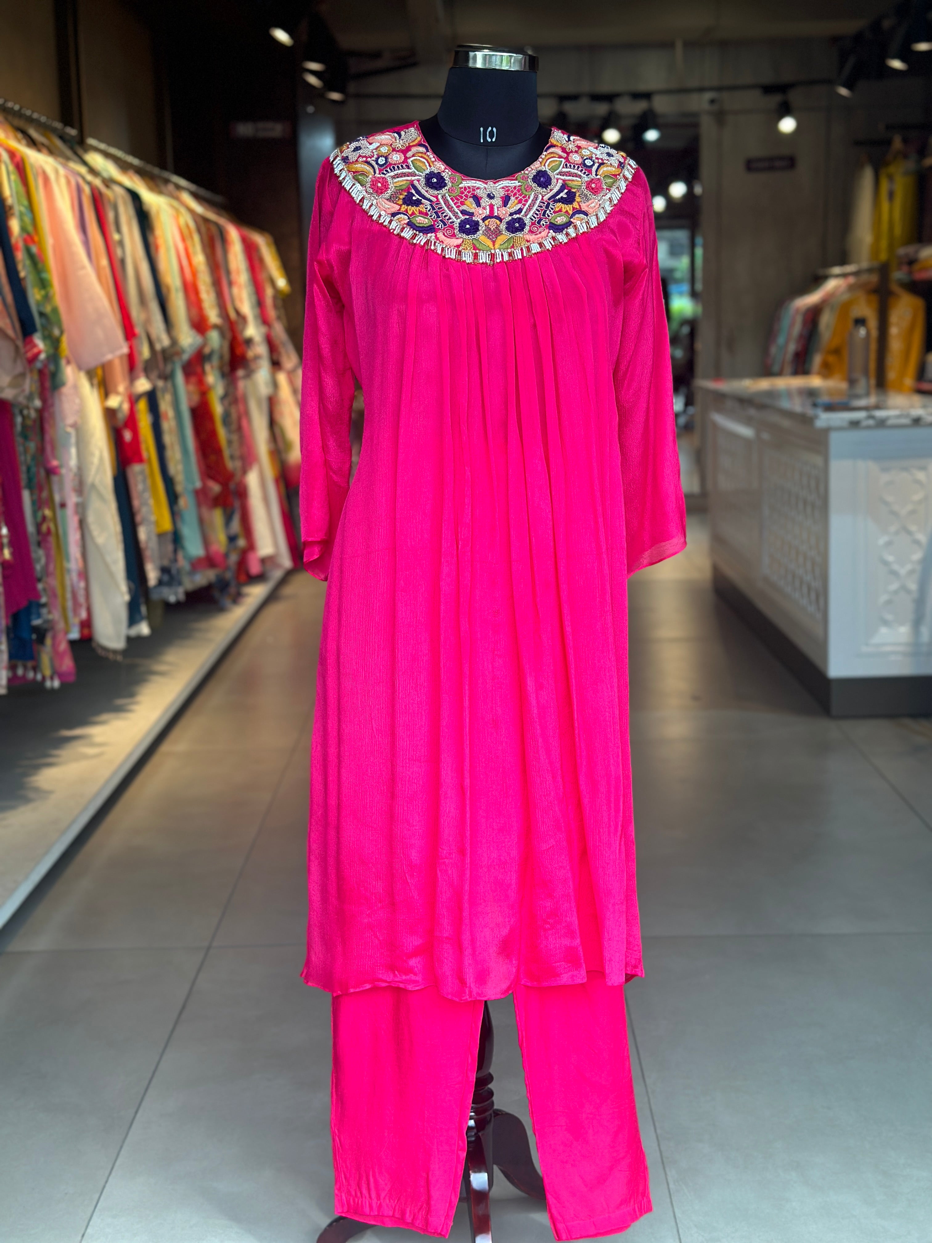 🌺Royal Pink Embroidered Kurta & Dupatta Set🌺