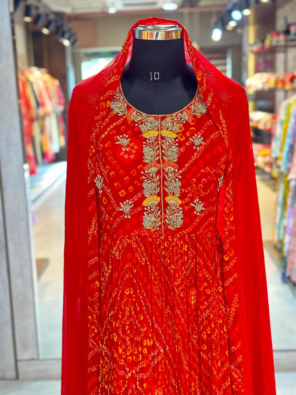 BHANDEJ GOWN