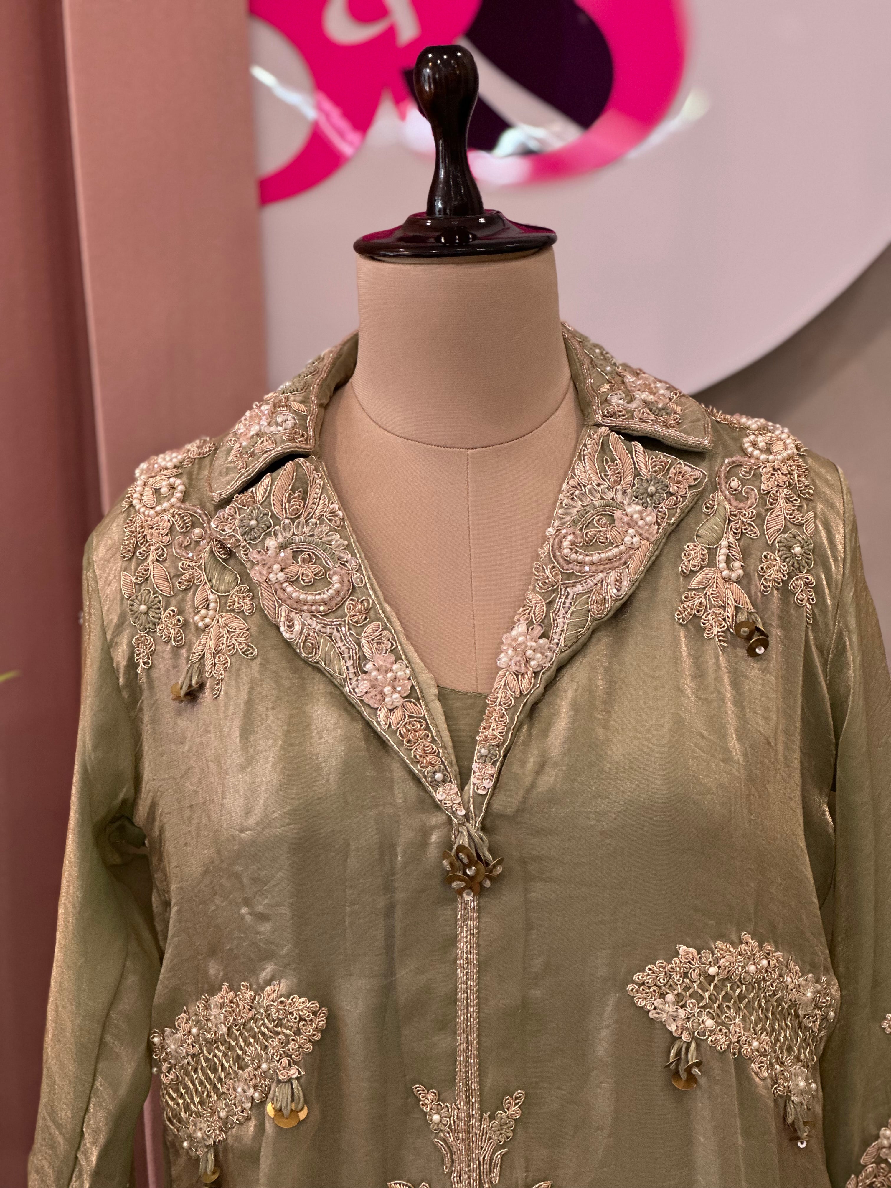 Modern Ethnic Co-ord Set With Heavy Handwork