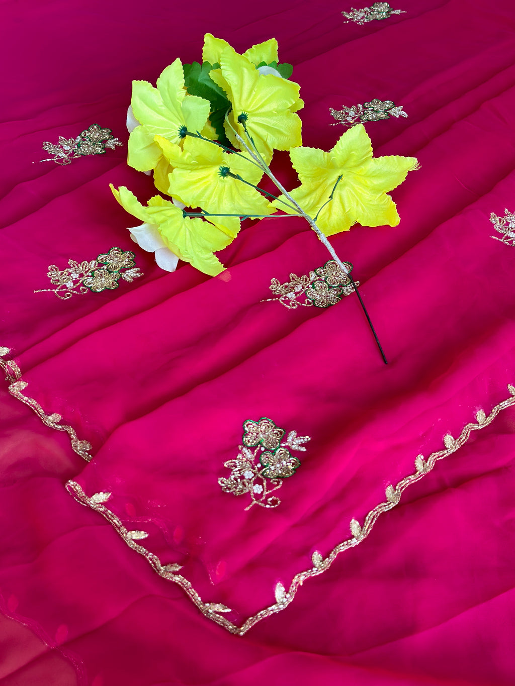 KARWACHOUTH SPECIAL BEAUTIFUL HANDWORK SAREE