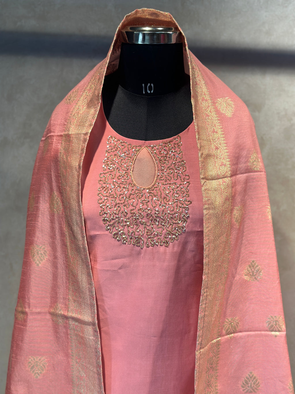 BANARASI STRAIGHT HANDWORK SUIT SET