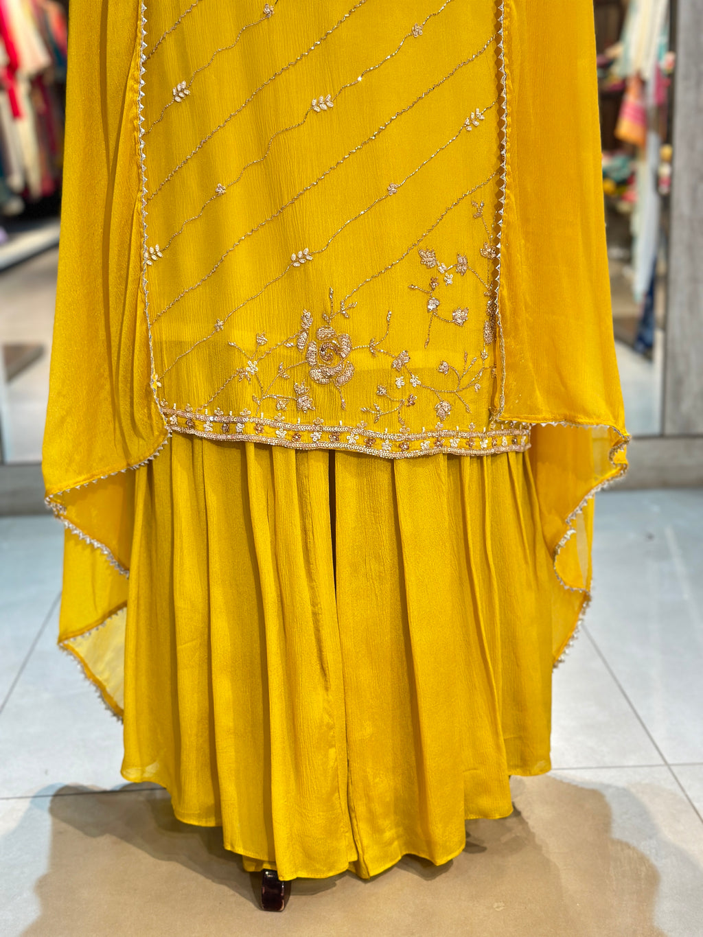 PURE CHINON HANDWORK STRAIGHT SUIT