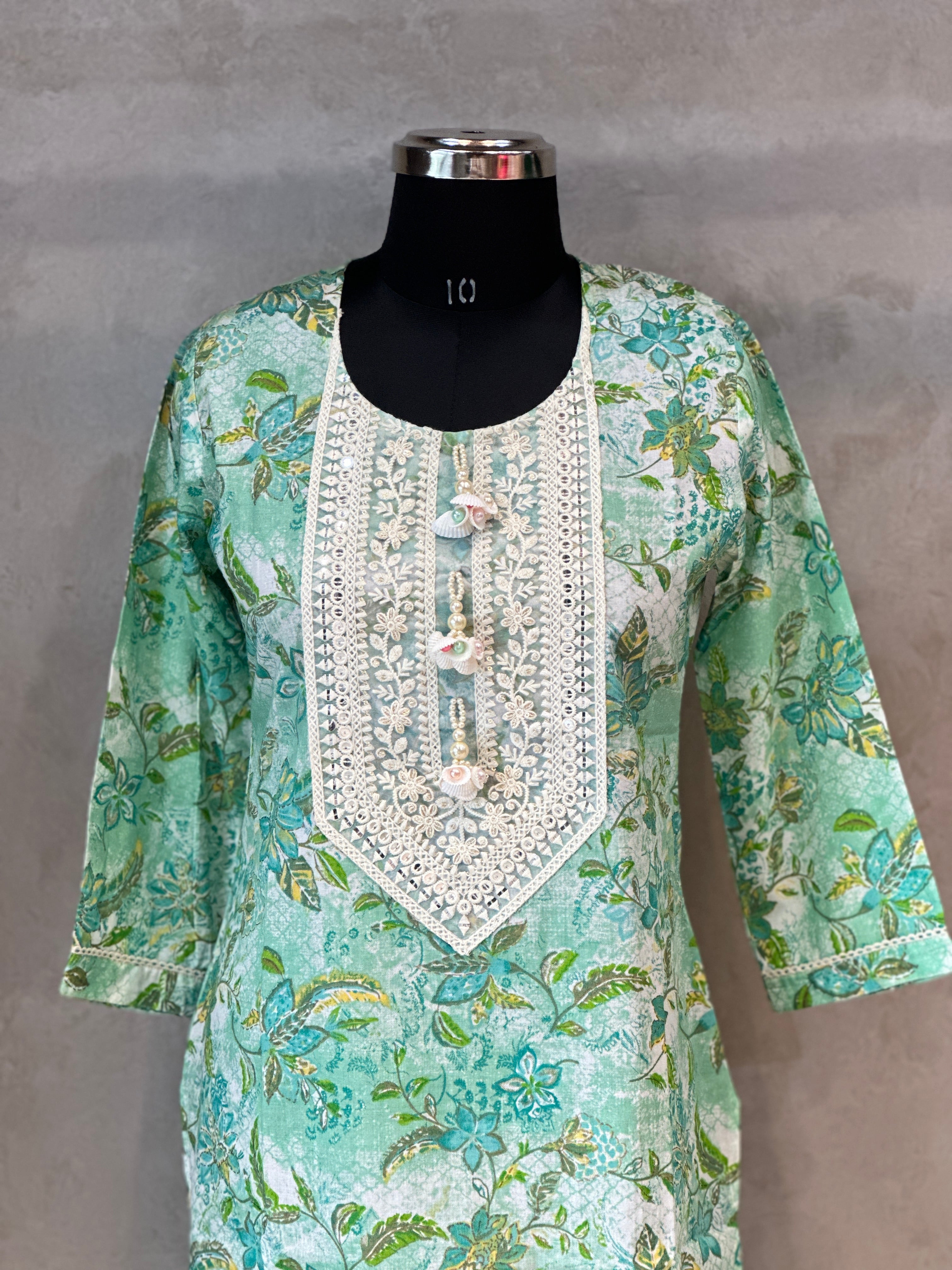 BEAUTIFUL SINGLE KURTI