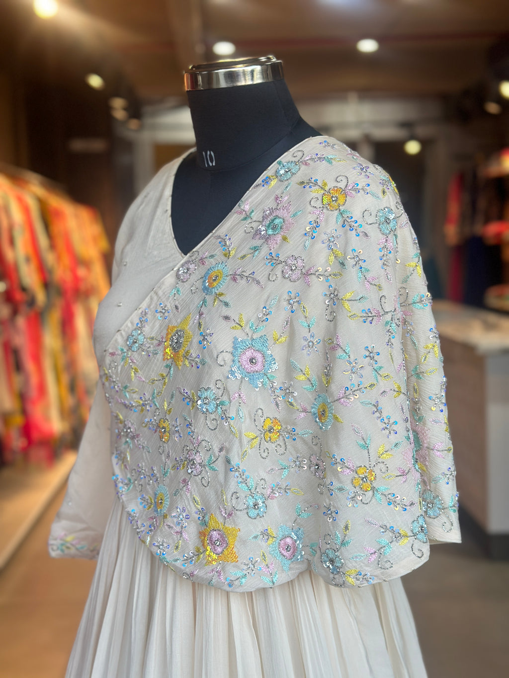 INDOWESTERN HEAVY GOWN SET