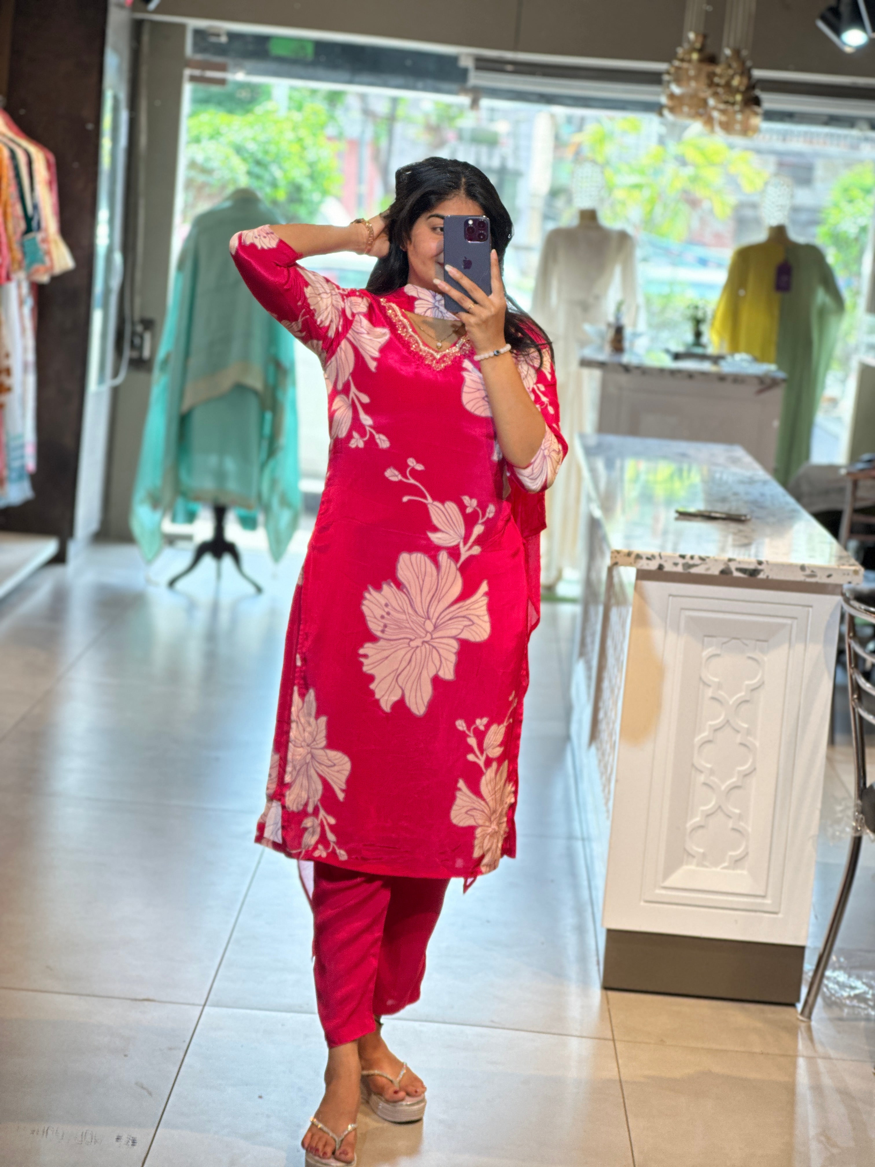 PURE MUSLIN THREE PIECE SUIT SET