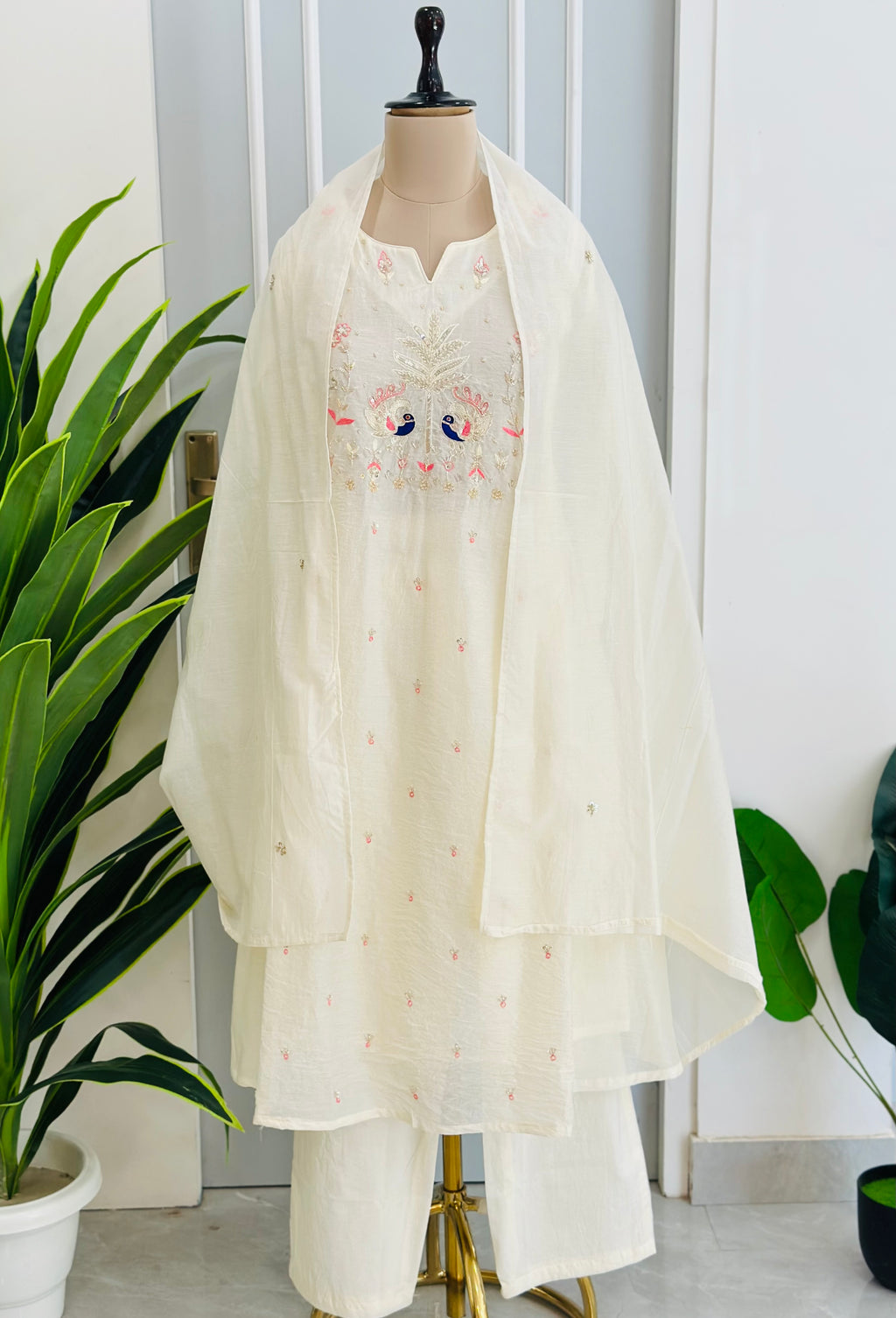 A-line kurta Set With Zardozi handwork Detailing