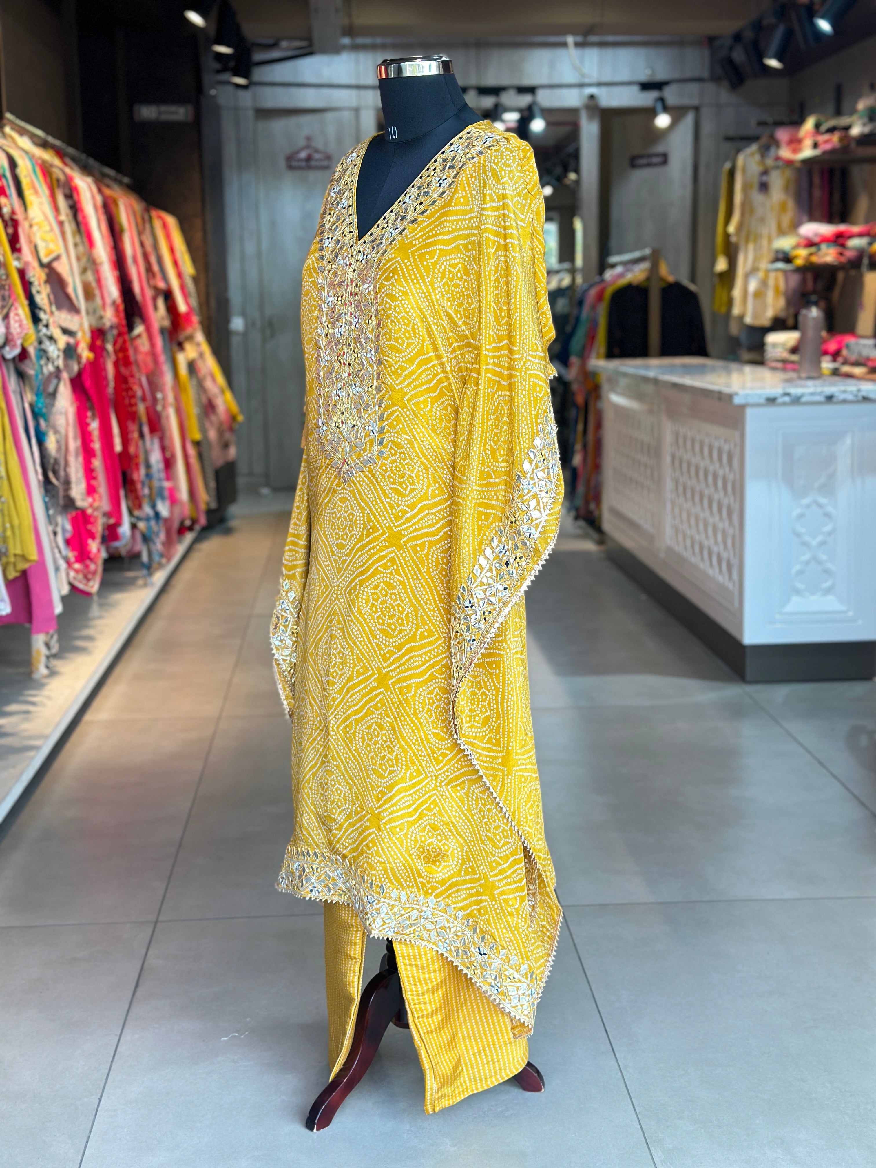 KAFTAN IN BHANDEJ