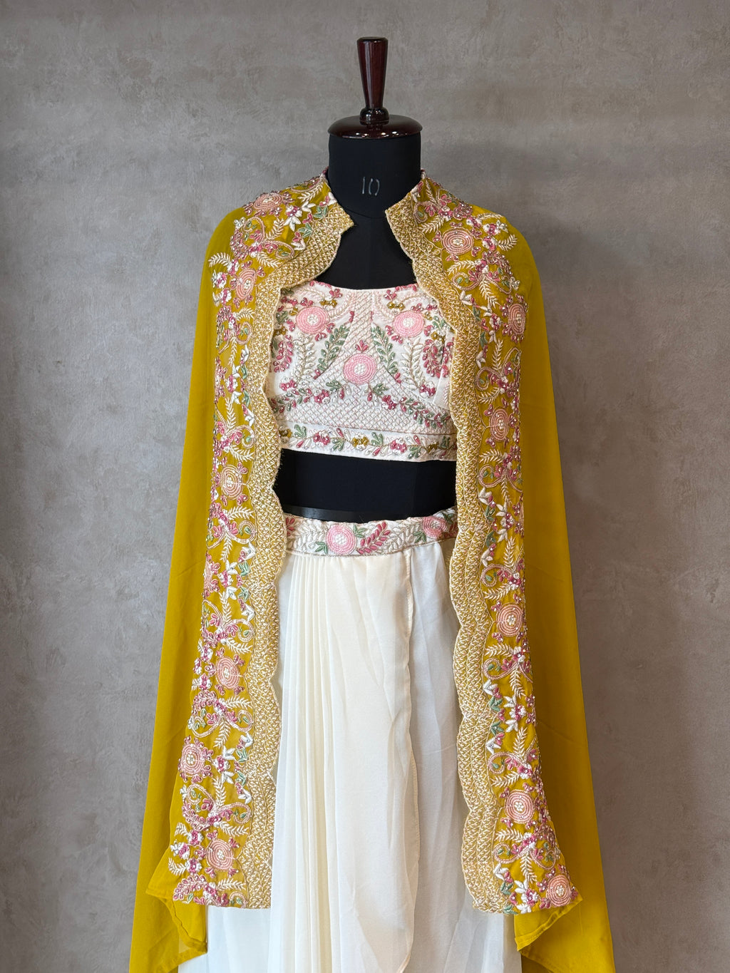 PREMIUM DESIGNER SHRUG SET