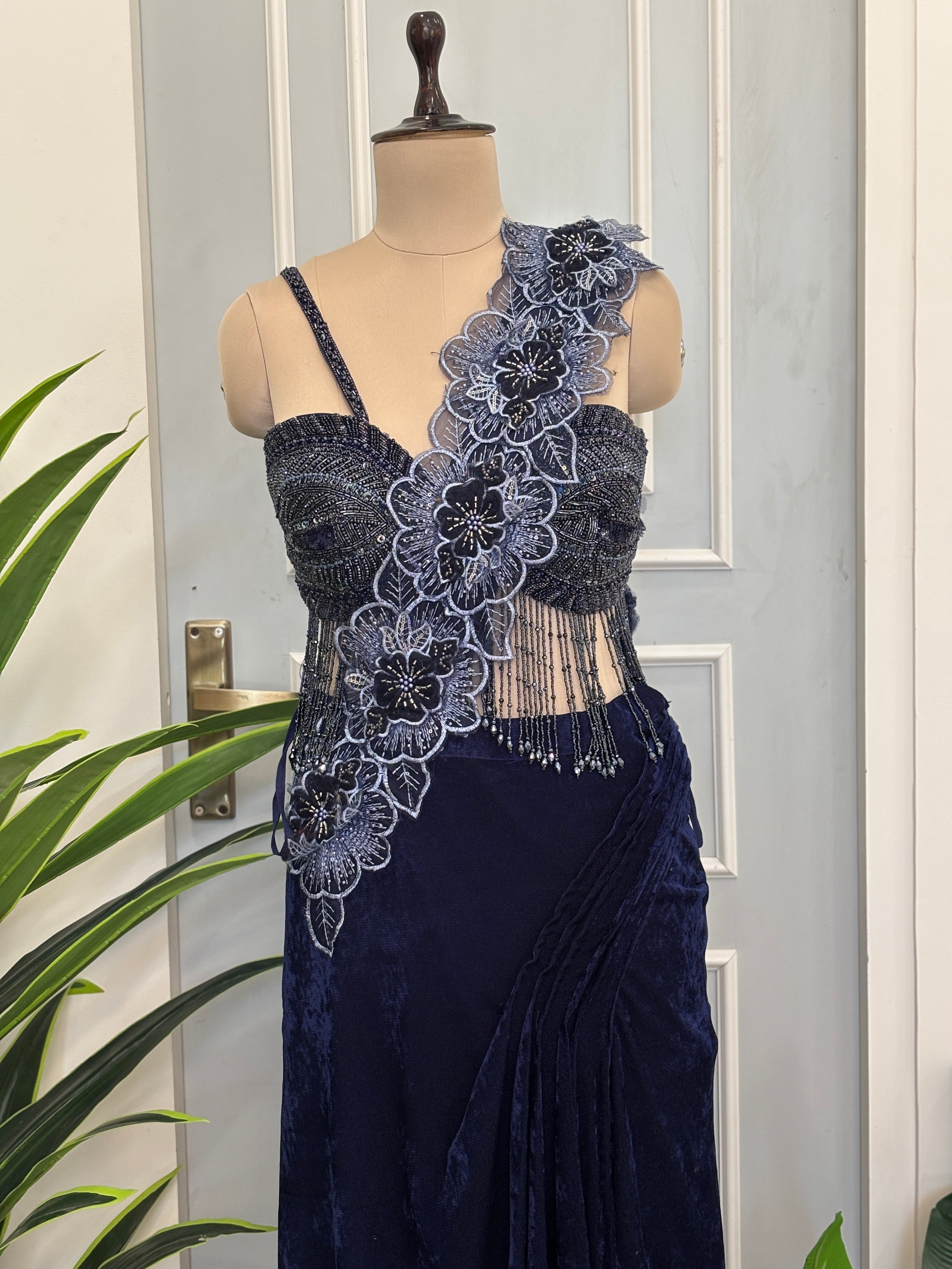 Elegant draping saree with exquisite handwork