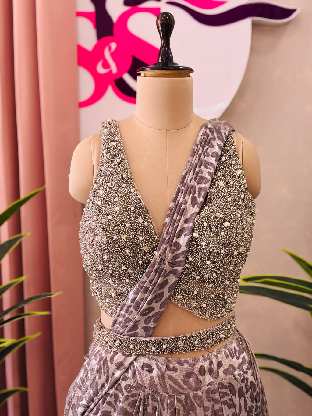 Premium Leopard Print Pre-Stitched Saree
