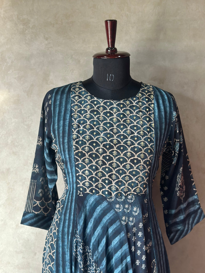 Classy Design Anarkali Set