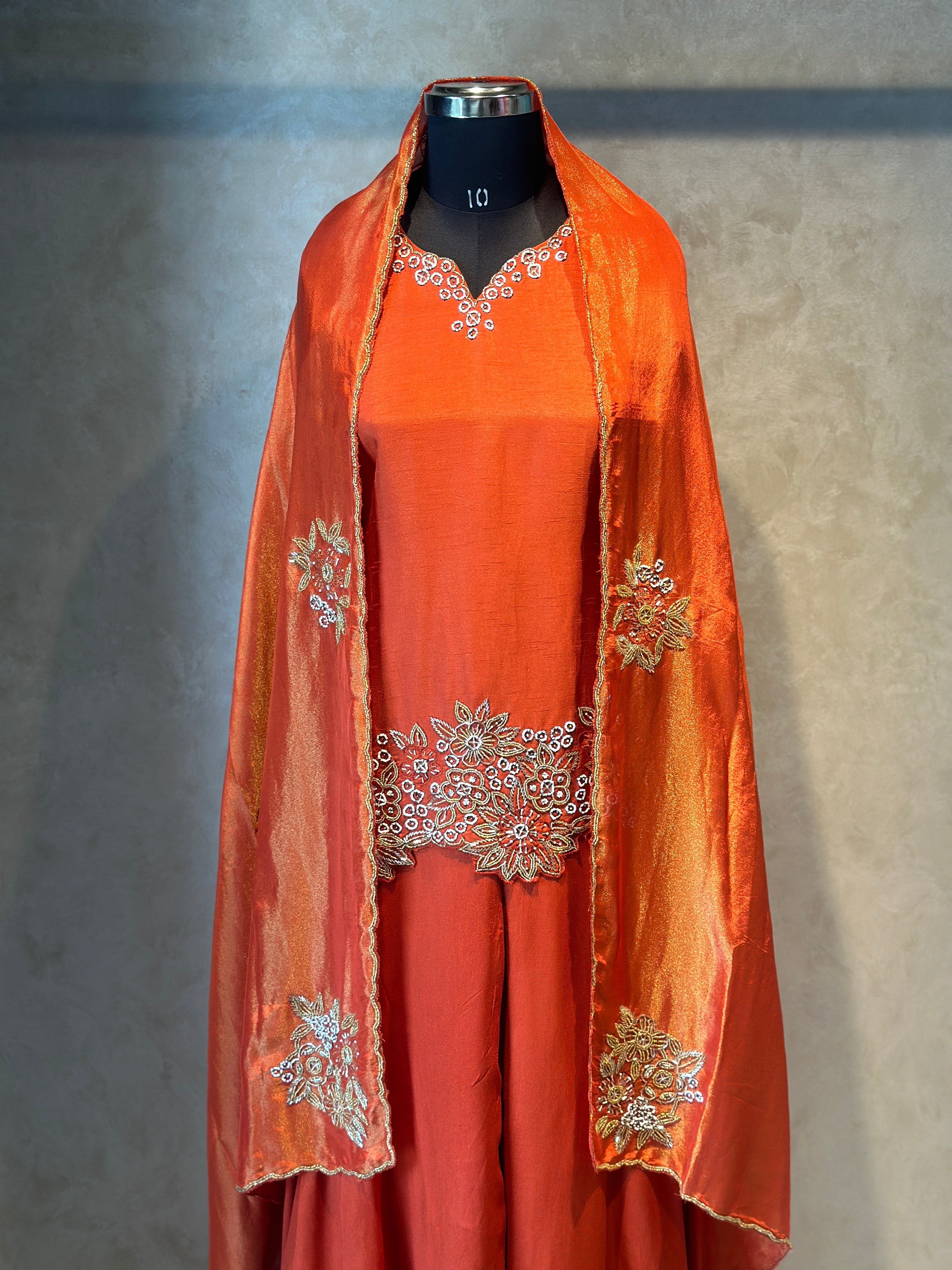 BEAUTIFUL INDO-FUSION PLAZO SET