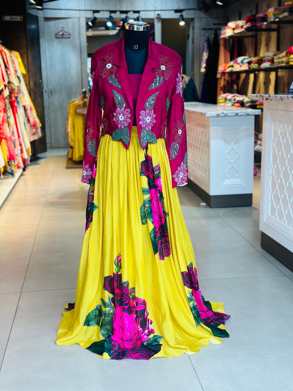 BEAUTIFUL JACKET SET IN HANDWORK