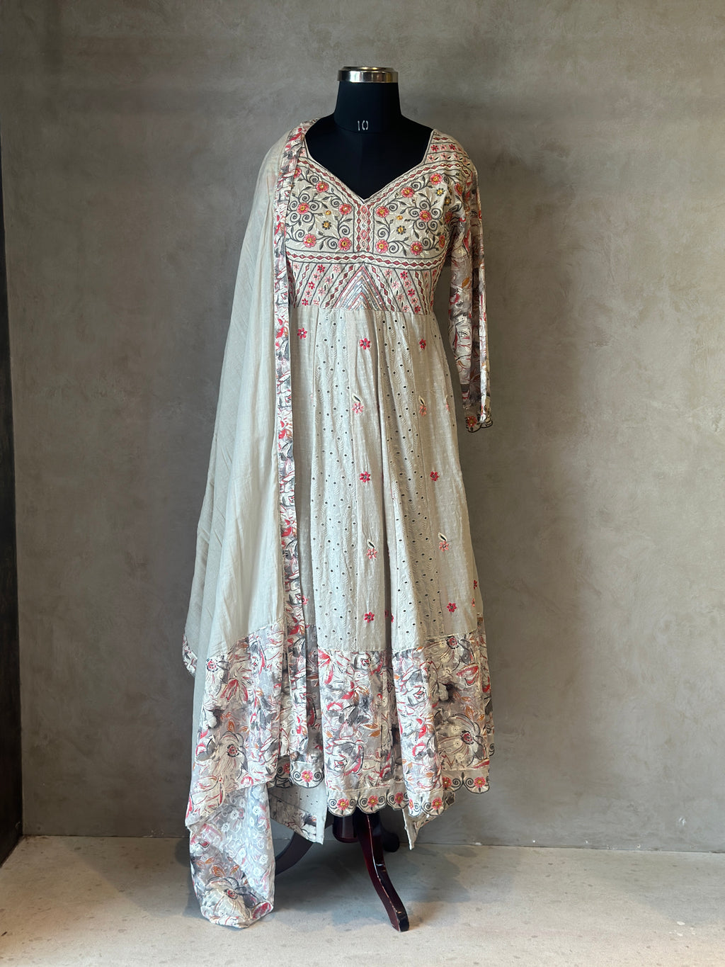 BEAUTIFUL ANARKALI SUIT WITH HANDWORK