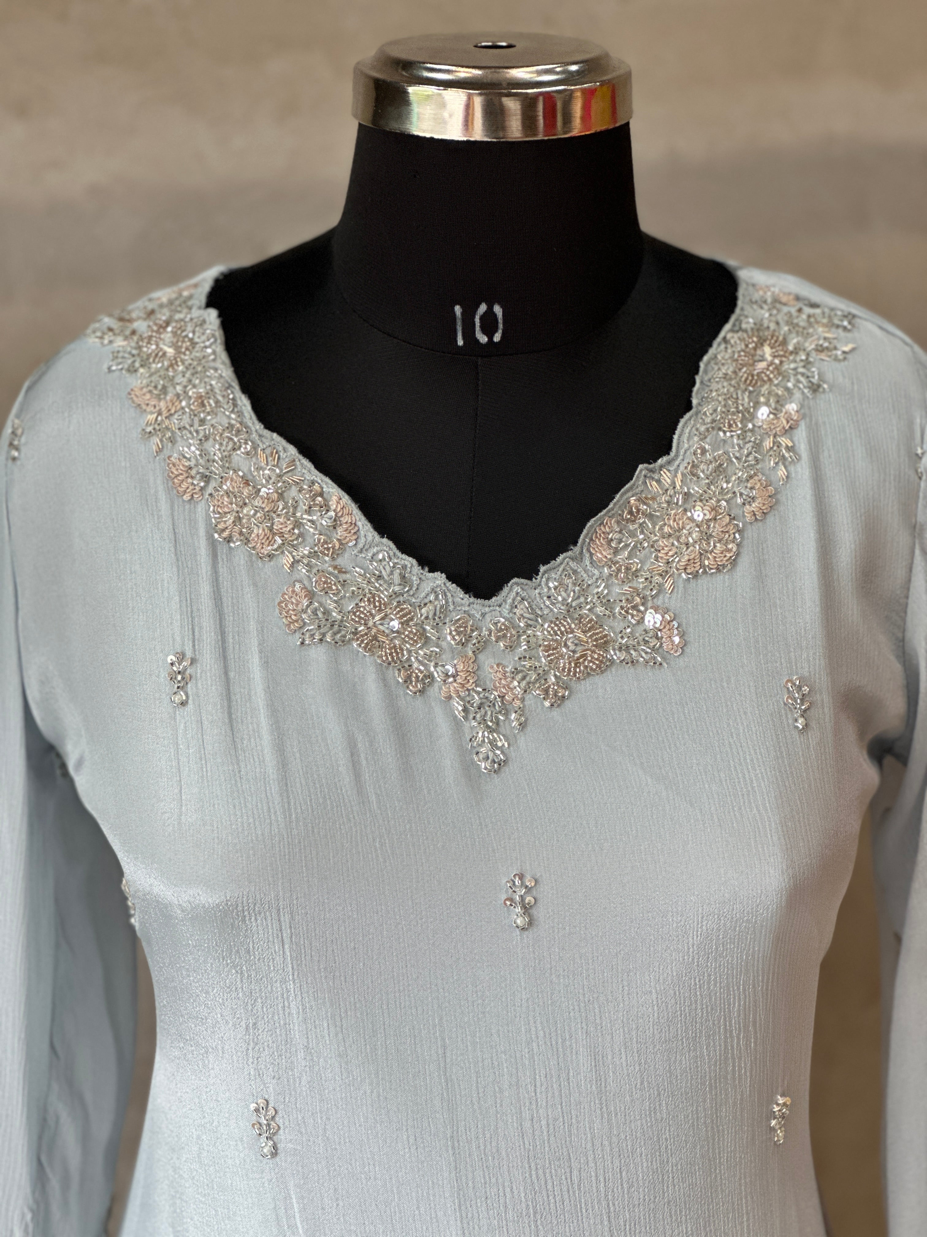 BEAUTIFUL HANDWORK PLAZO SET