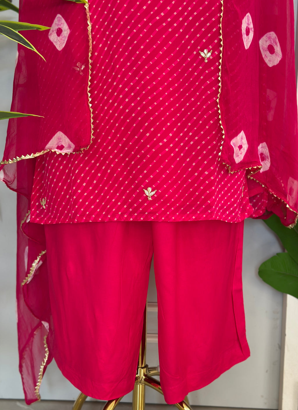 Elegant Ethnic Suit Set with Handwork Neckline