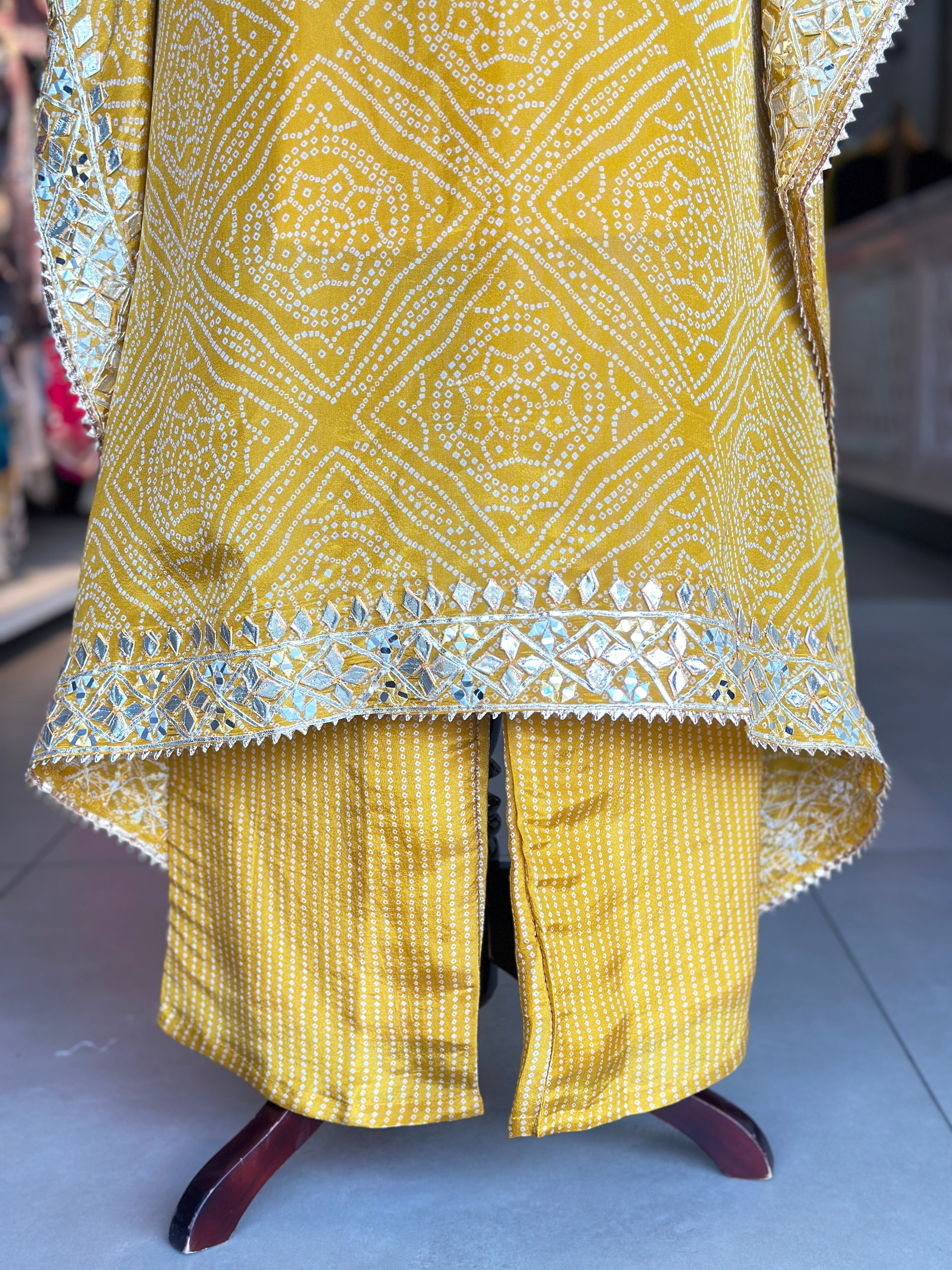 KAFTAN IN BHANDEJ