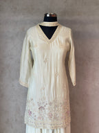 BEAUTIFUL HANDWORK PLAZO SET