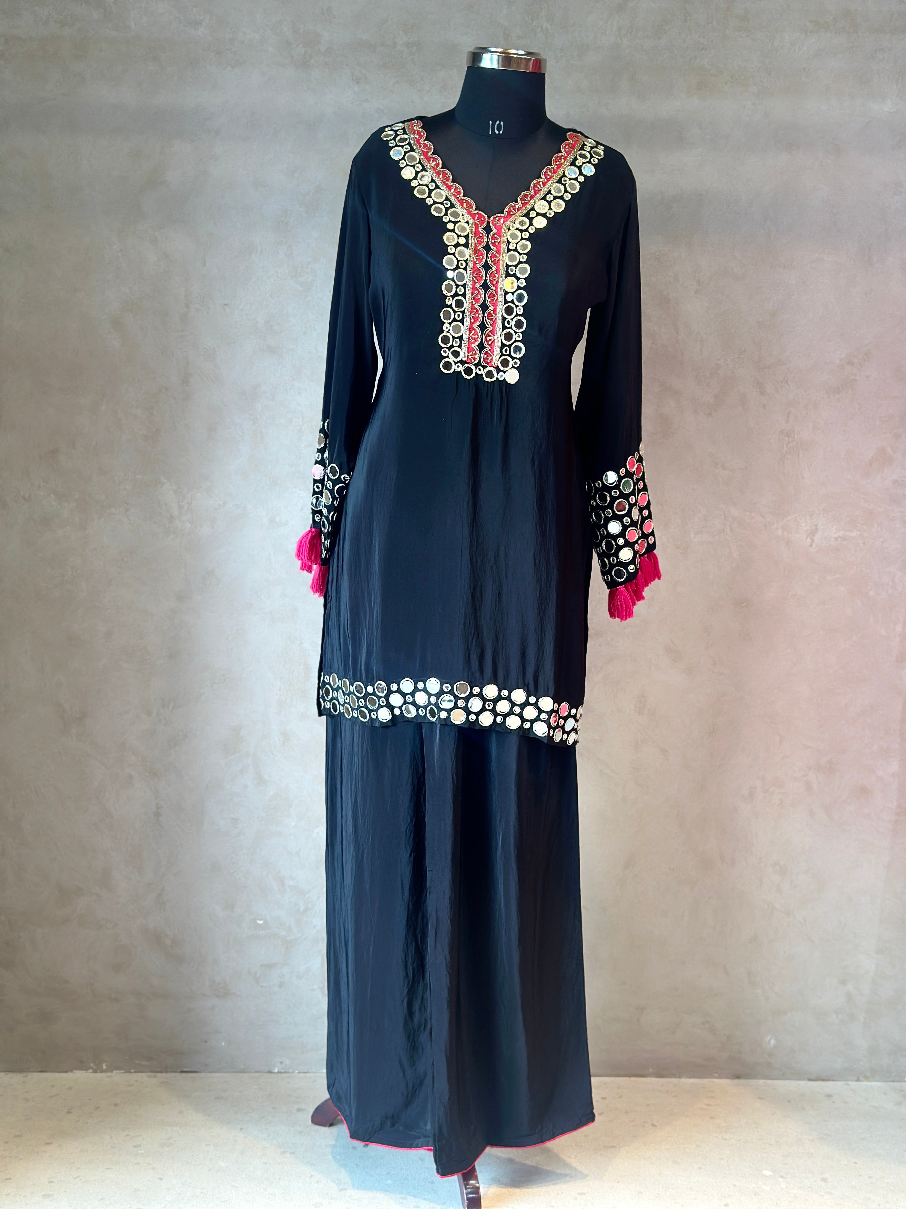 PREMIUM PLAZO SET WITH ORIGINAL MIRROR WORK