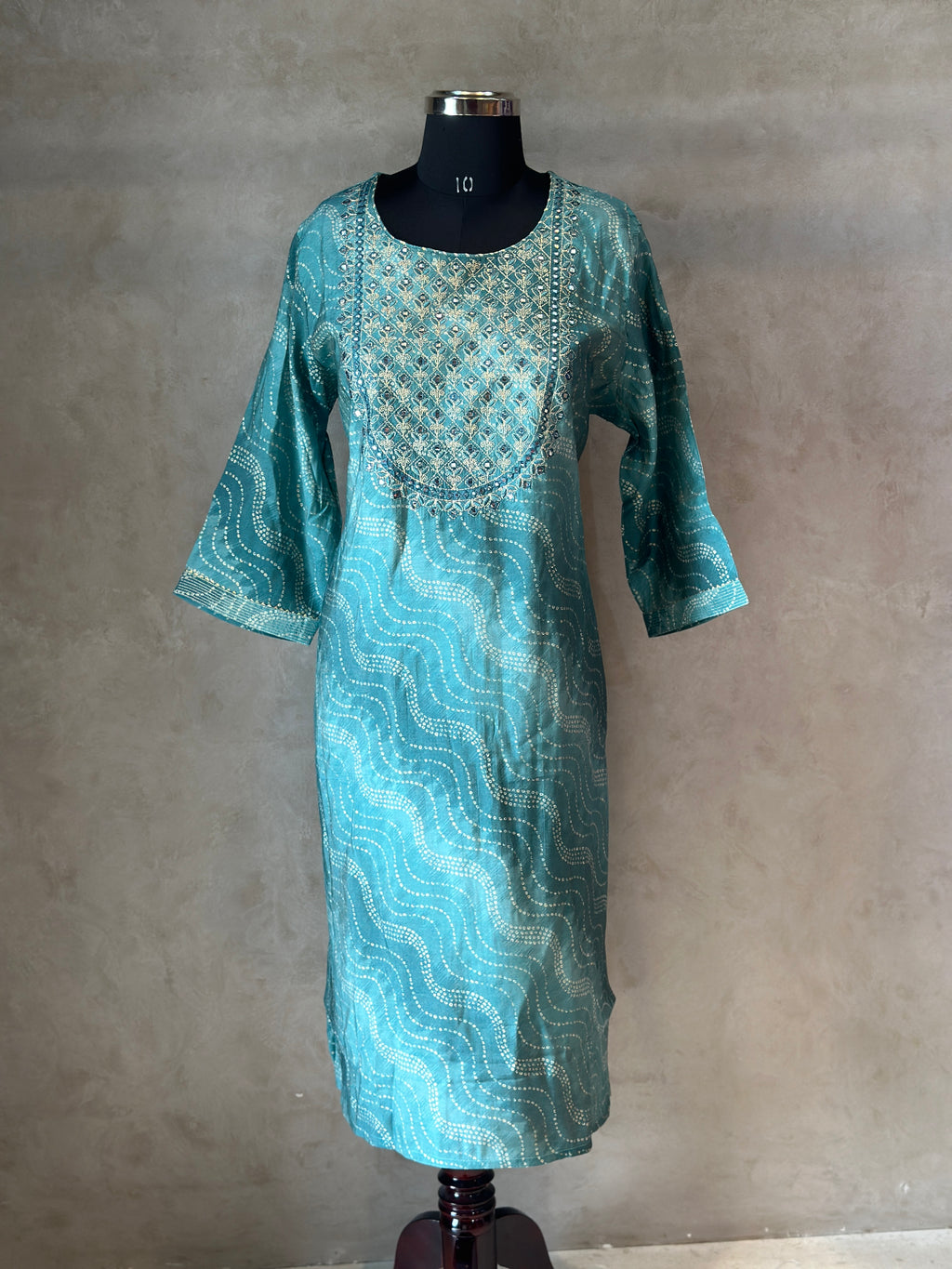 KURTI WITH SEQUENCE WORK