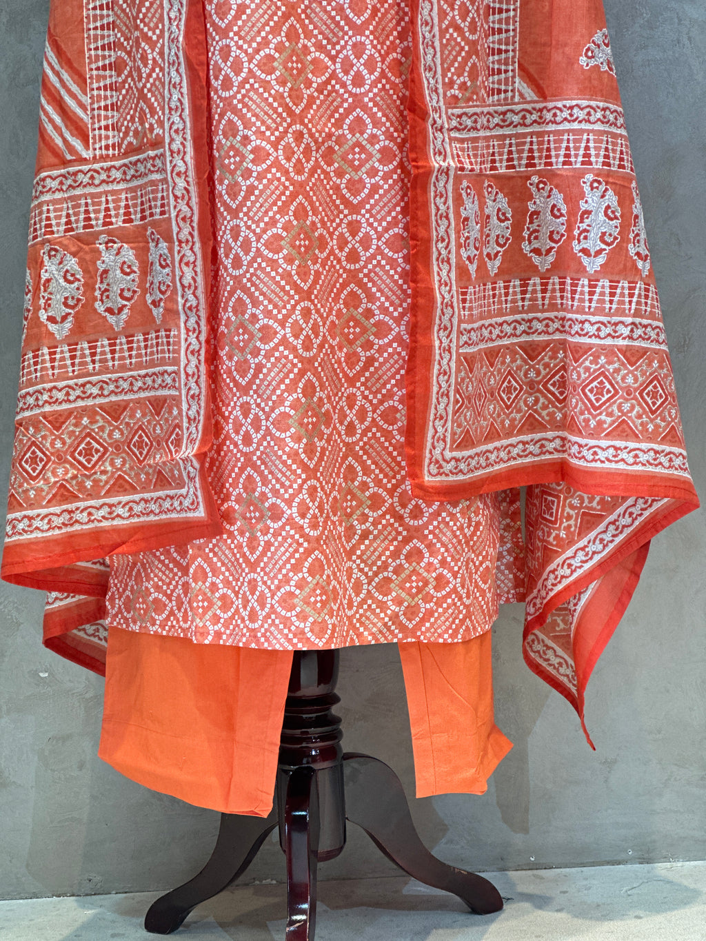 THREE PIECE BHANDEJ SUIT SET