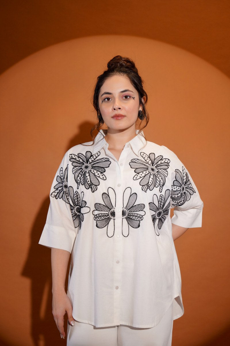 EMBROIDERED LOSE FIT SHIRT