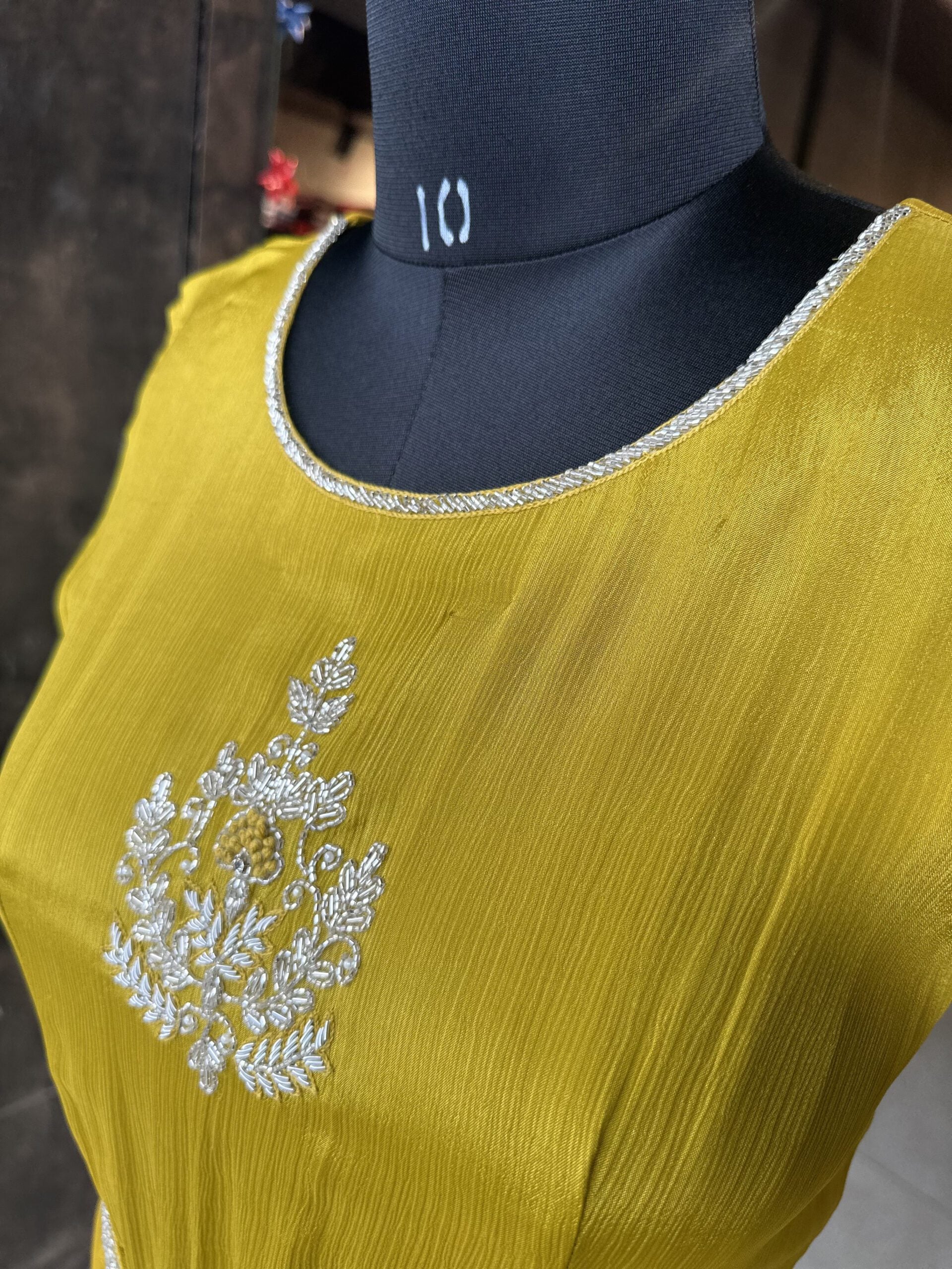 Pure Chinon Gown With Shurg