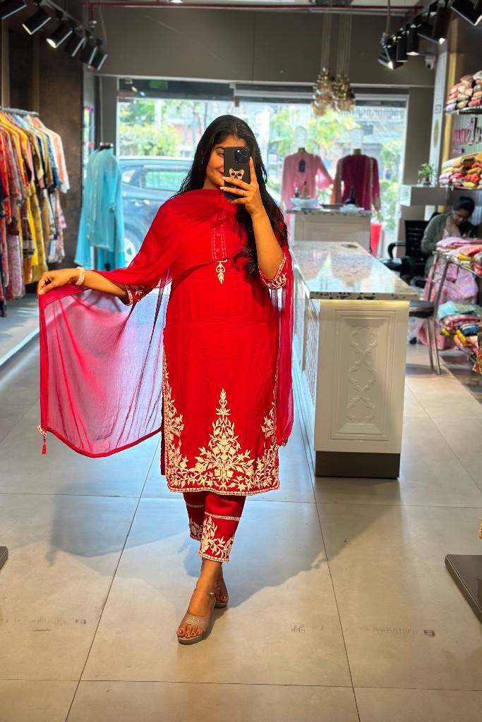 Embroidered Pakistani Suit Set