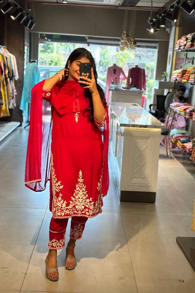 Embroidered Pakistani Suit Set