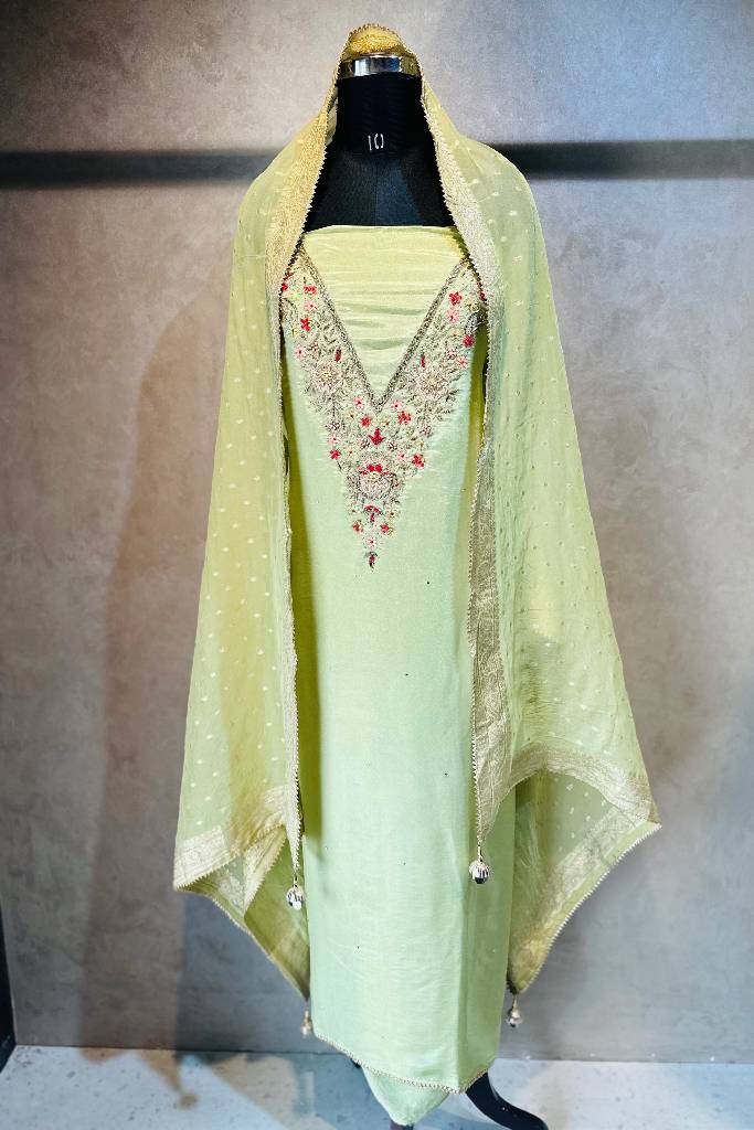 Pure Tissue Handwork Suit