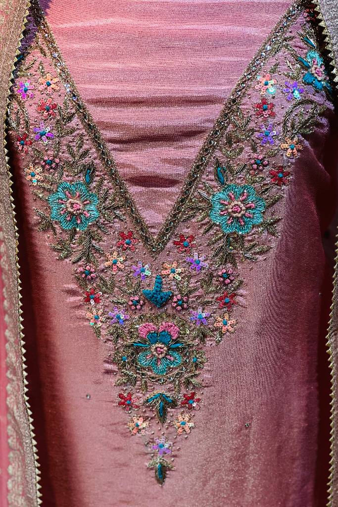 Pure Tissue Handwork Suit