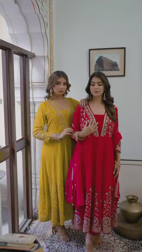 BEAUTIFUL ANARKALI SUIT SET