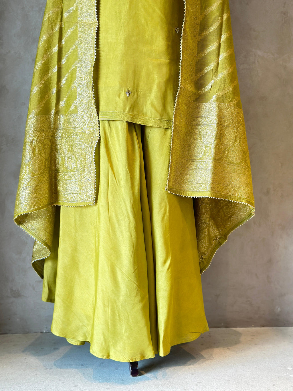HANDWORK PLAZO SET