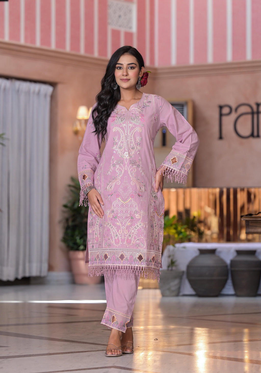 PAKISTANI STYLE STRAIGHT SUIT
