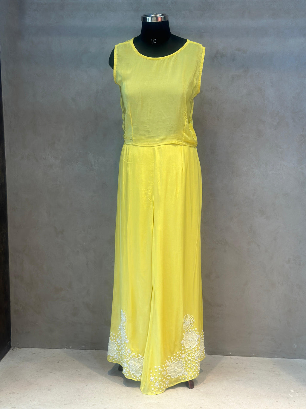 TRENDY HANDWORK PLAZO SET