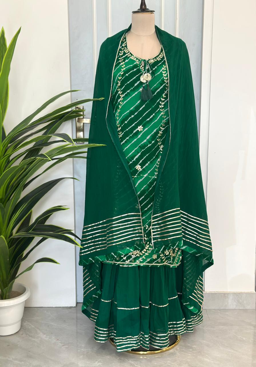 Elegant Handwork Attached Flare Suit Set