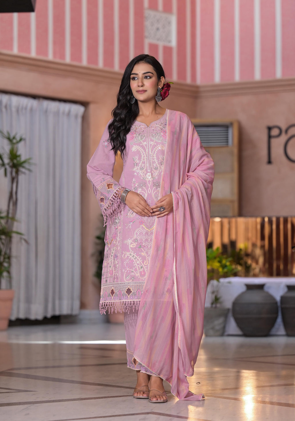 PAKISTANI STYLE STRAIGHT SUIT
