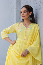 BEAUTIFUL MUL COTTON EMBROIDERED SUIT SET