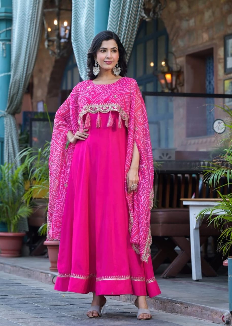 INDO-WESTERN BHANDEJ GOWN