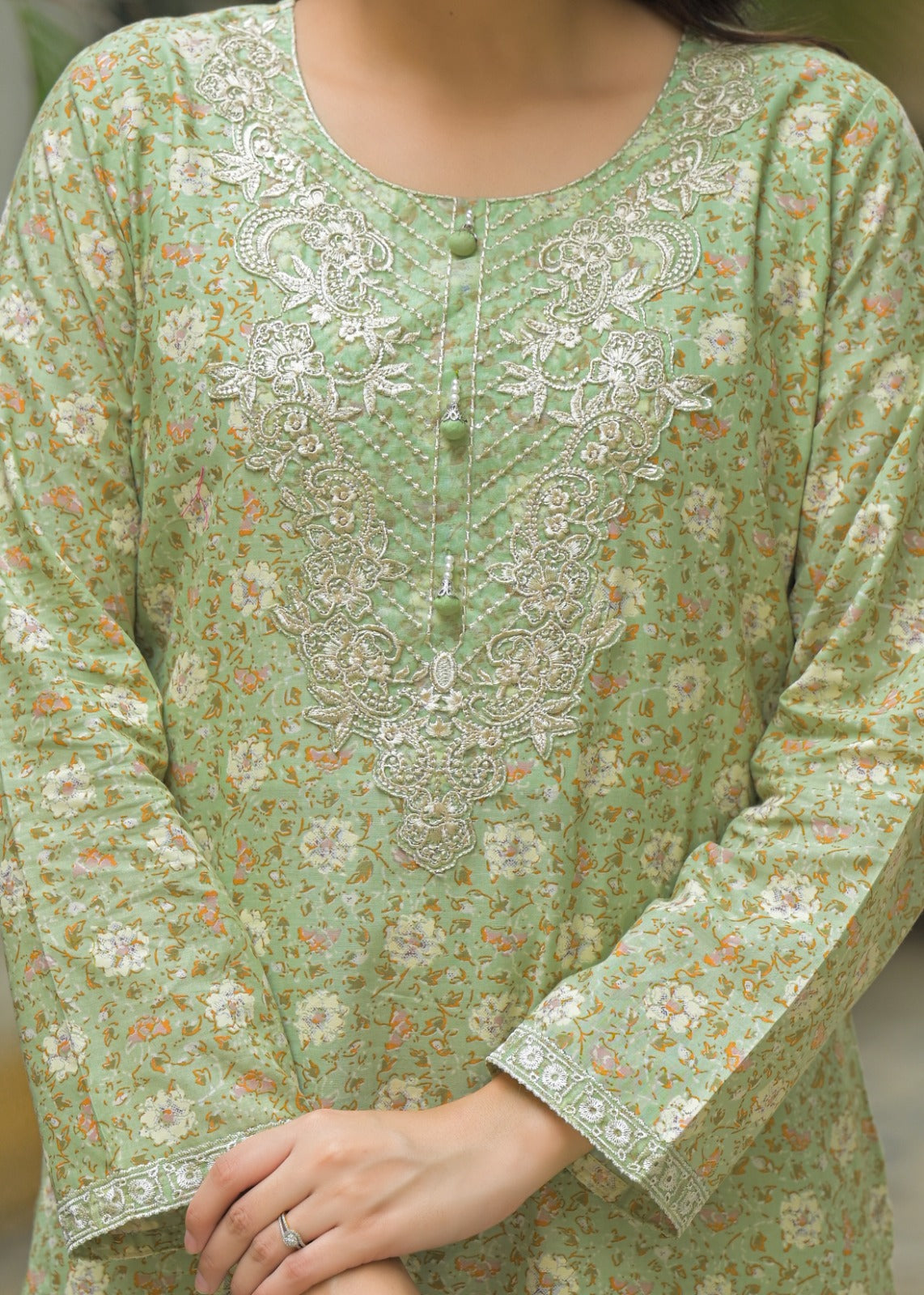COTTON SUIT WITH FHARSI SUIT