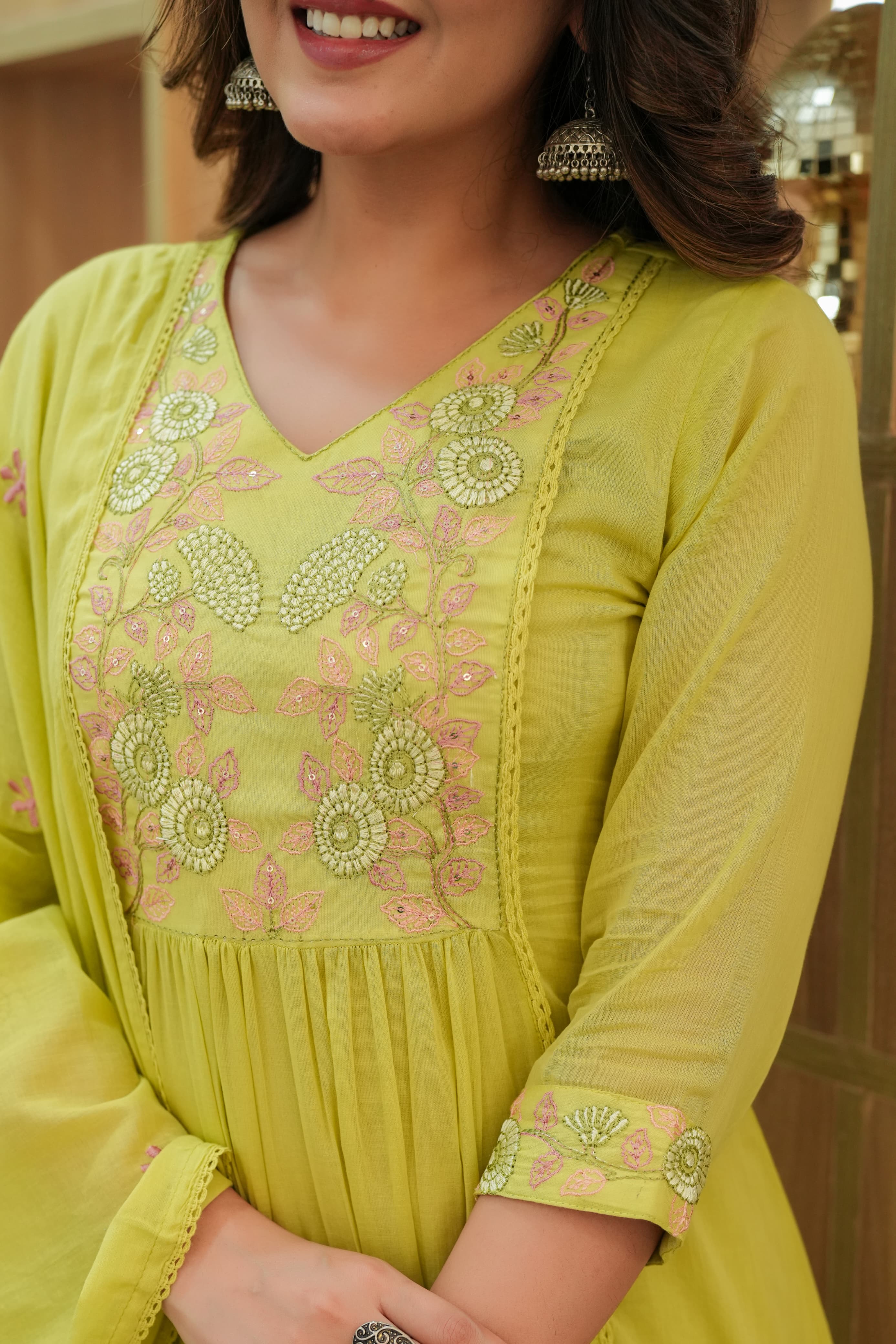 BEAUTIFUL EMBROIDERED MUL COTTON SUIT