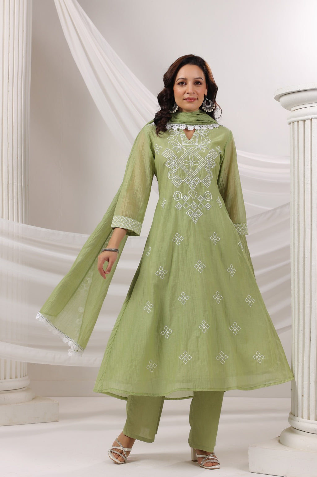 MUL CHANDERI EMBROIDERED SUIT