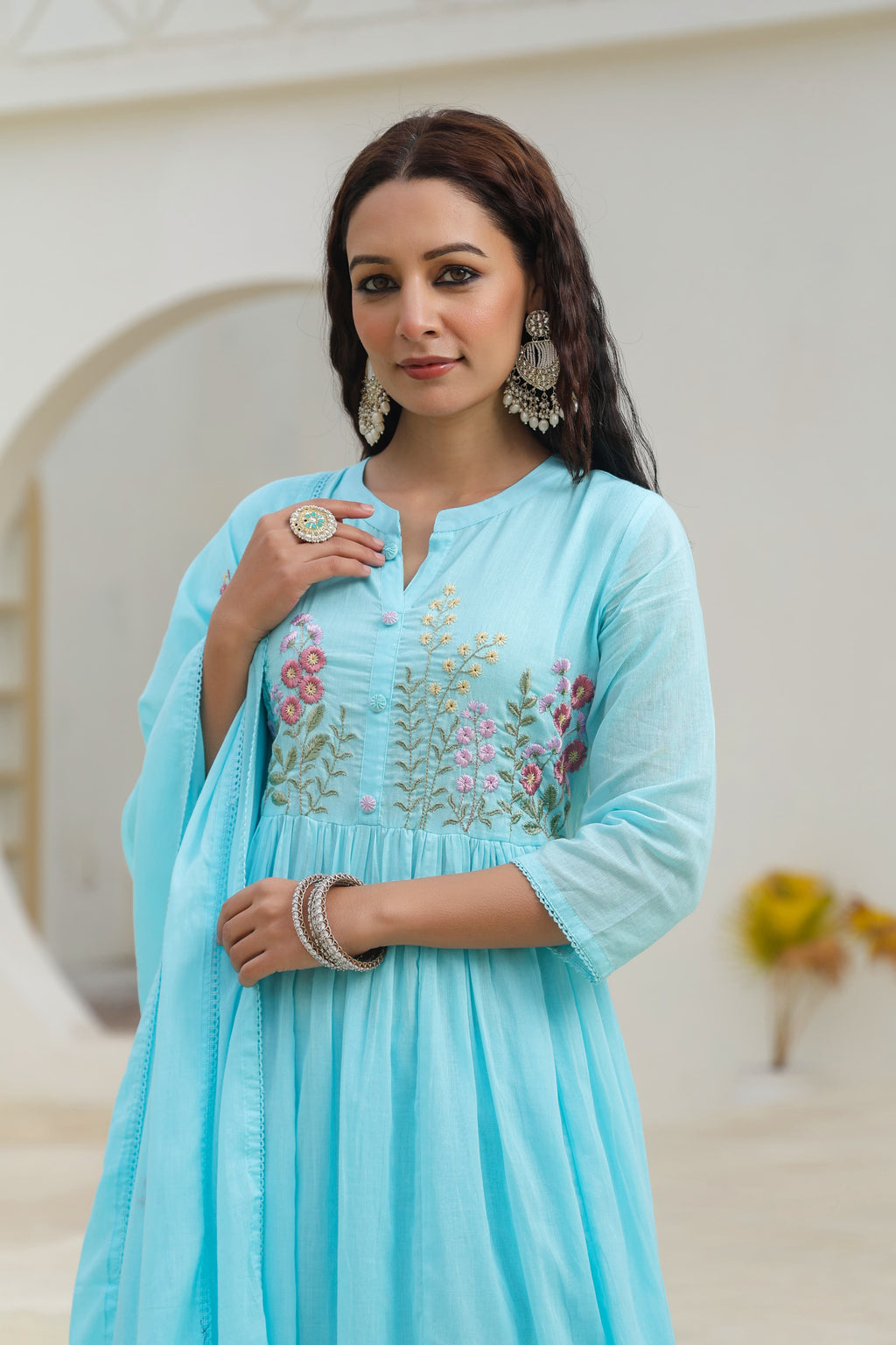 BEAUTIFUL EMBROIDERED MUL COTTON SUIT SET