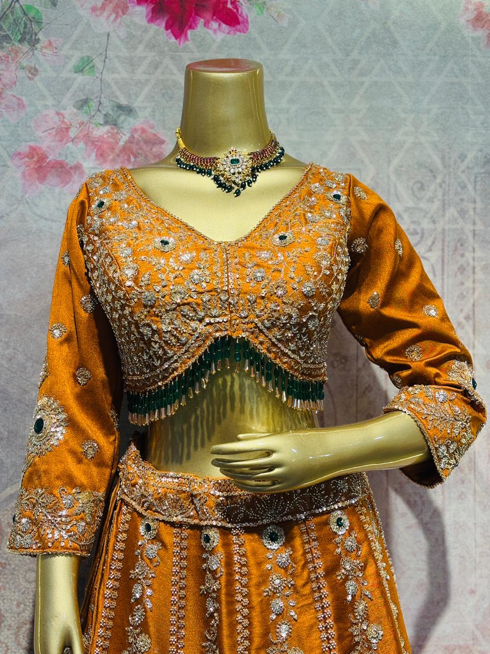 Royal Handwork Lehnga Set