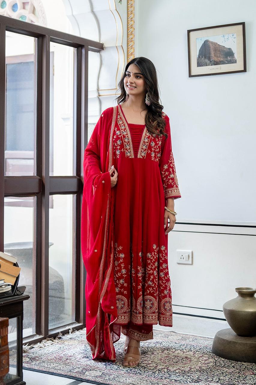 BEAUTIFUL ANARKALI SUIT SET